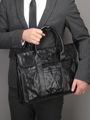 structured leather tote bag