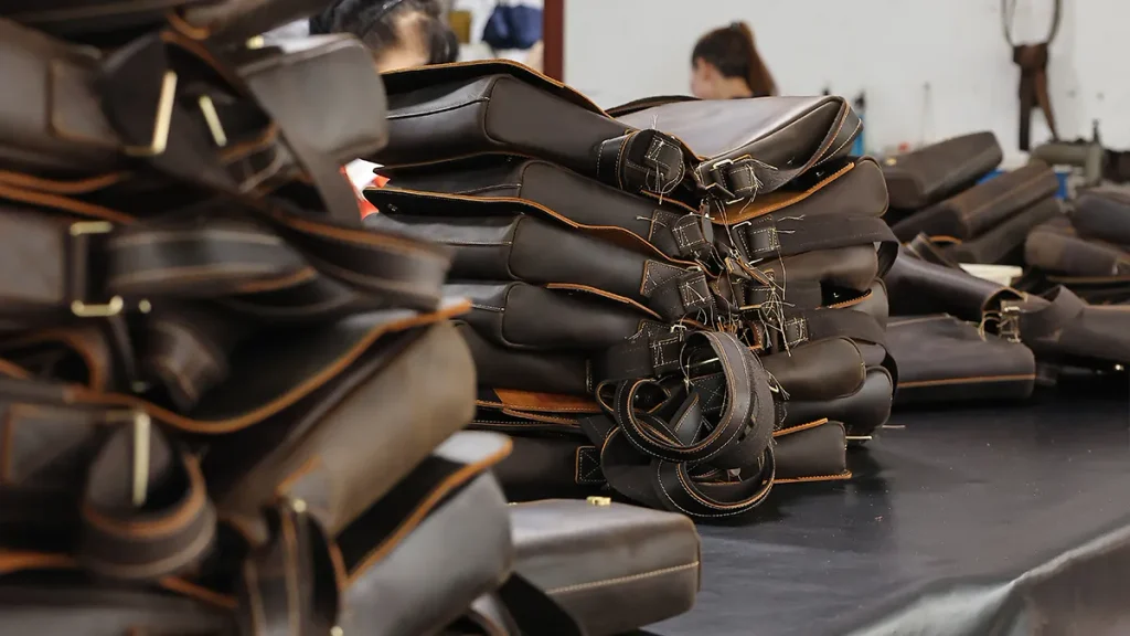 genuine leather bag manufacturing process