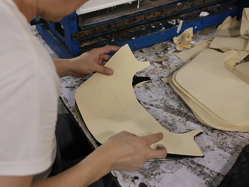 OEM leather bag manufacturer
