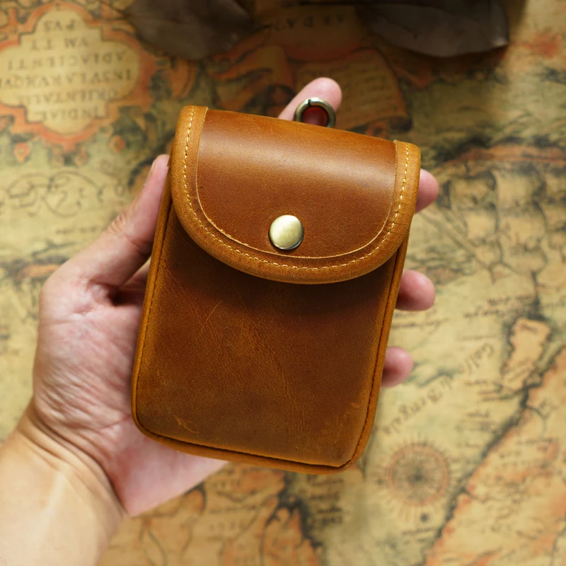 PL-121 Crazy Horse leather belt pouch in Brown
