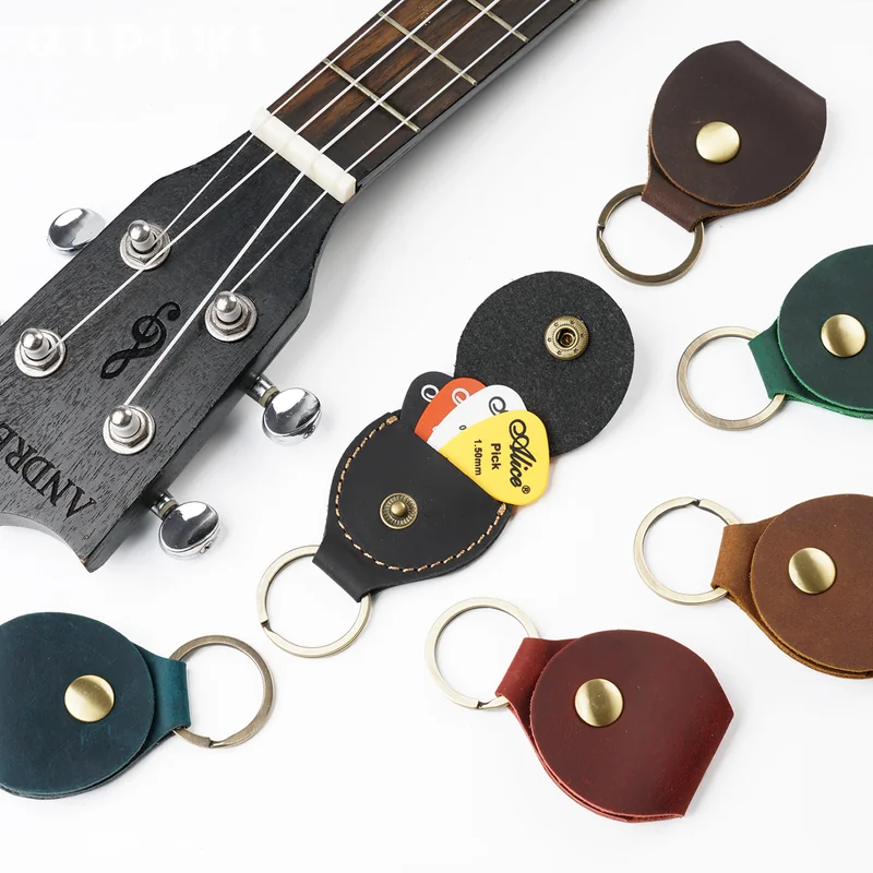 PY-008 Crazy Horse leather guitar pick holder with metal key ring
