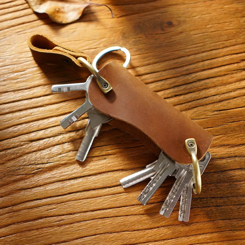PY-025 Crazy Horse leather key organizer holding multiple keys
