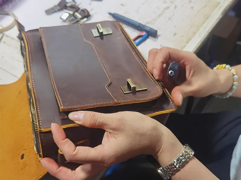 leather zipper tote bag