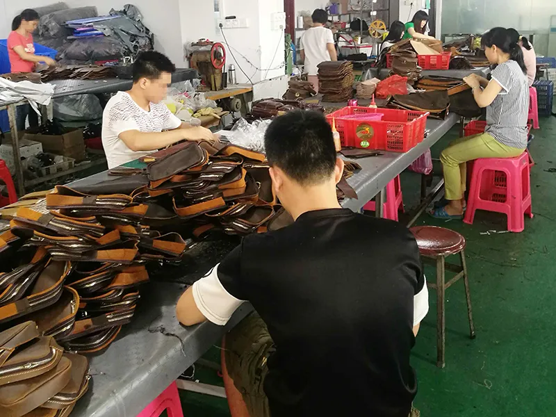 OEM leather bag manufacturer