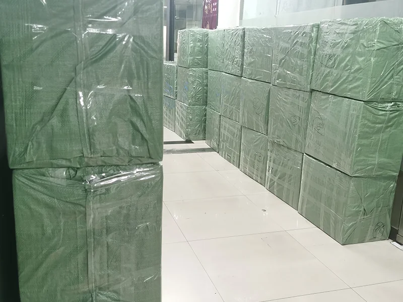 wholesale messenger bag export packaging