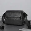 small leather crossbody bag style 6353 in Black