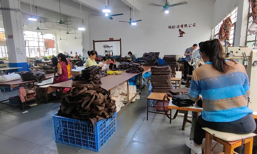 sling bags manufacturer